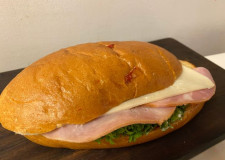 Sandwich med Skinke og ost